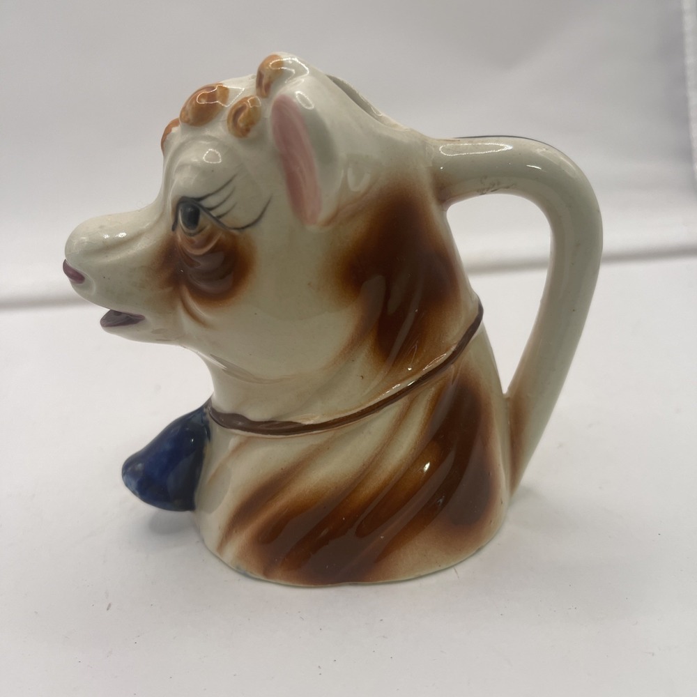 VINTAGE ELSIE BORDEN COW CREAMER MILK PITCHER BOVINE NAVY NECK BELL